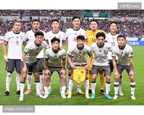 十人国足客场憾负沙特,达瓦萨里把握机会一击制胜 十人国足客场憾负沙特,达瓦萨里把握机会一击制胜